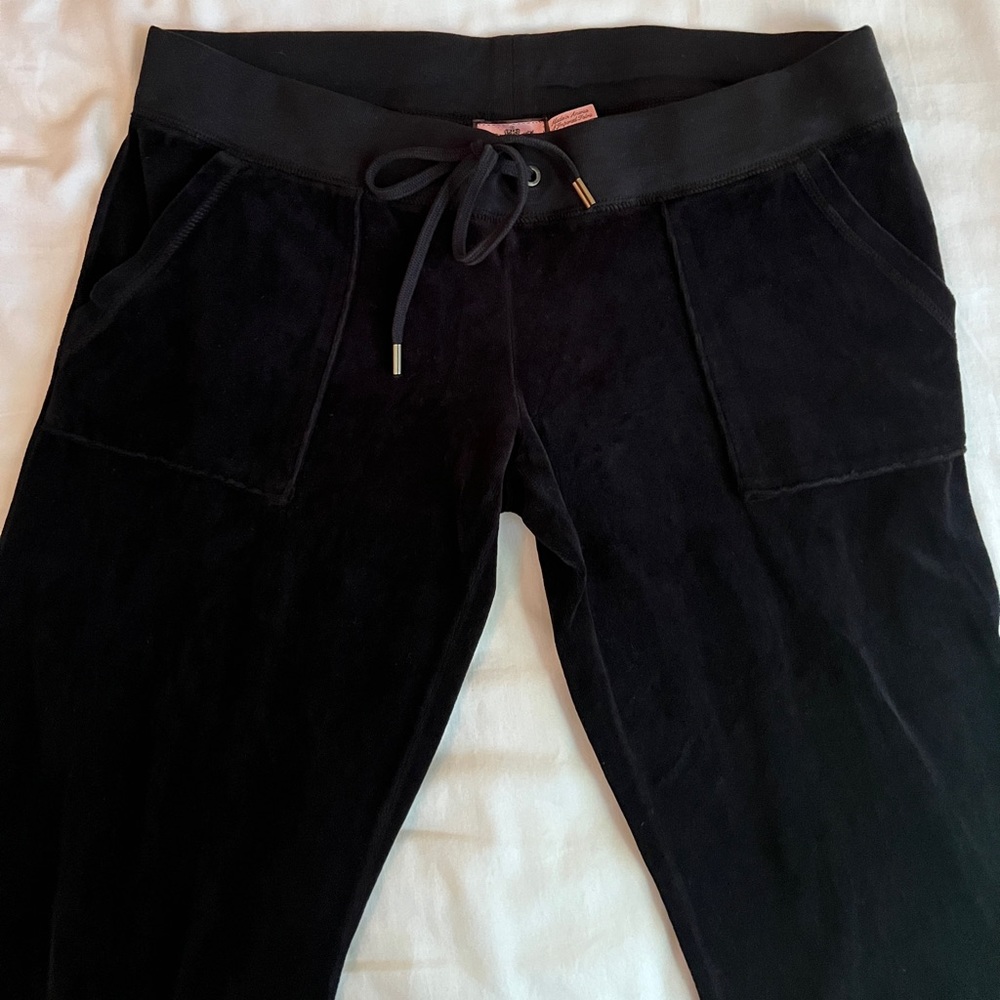 Juicy Couture Black velour jumpsuit pants. Draw string. Size L